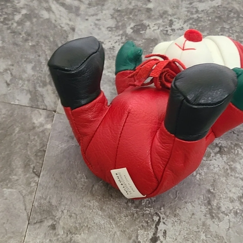 Wilsons The Leather Experts 100% Leather Christmas Bear 5